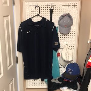 Men’s XL Nike Dri-fit golf Canadian Mist Polo